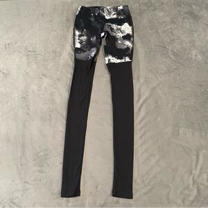 ALO Yoga Leggings Womens XS Black Tie Dye High Waisted Goddess Pants Activewear